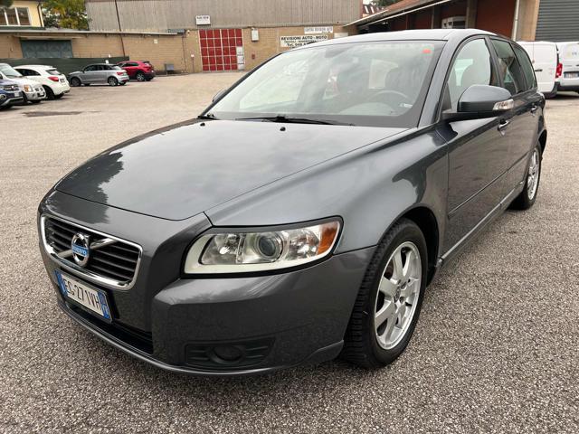 VOLVO V50 D2 POLAR Bellissima Buone Condizioni Generali