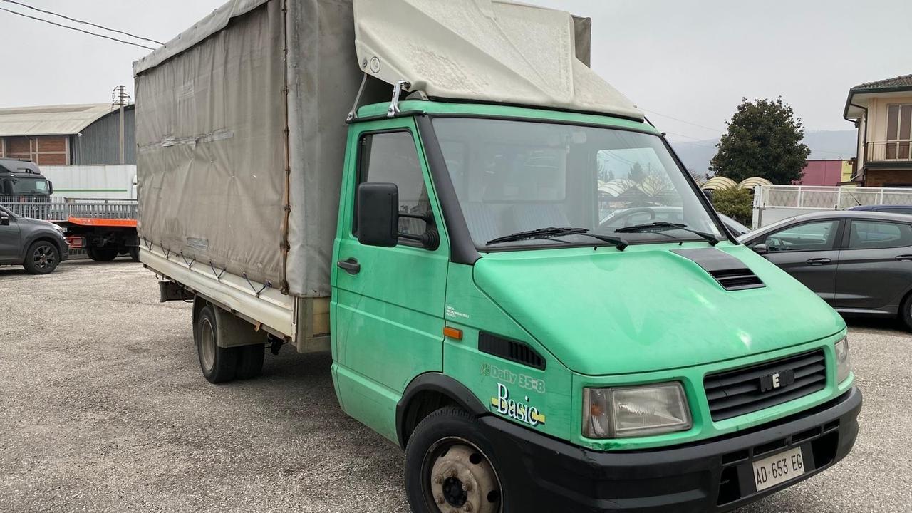 Iveco Daily 35.8 2.5 Diesel PC Cab. Classic