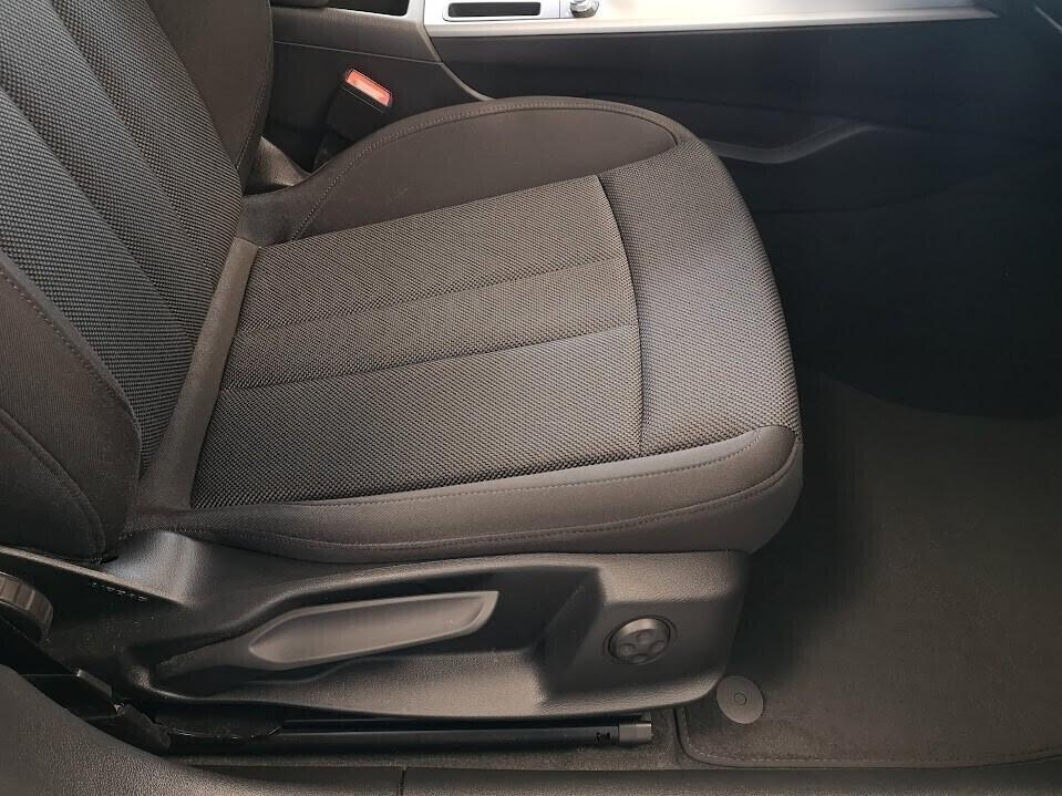 Audi A4 Avant 30 TDI/136 CV S tronic Business Advanced