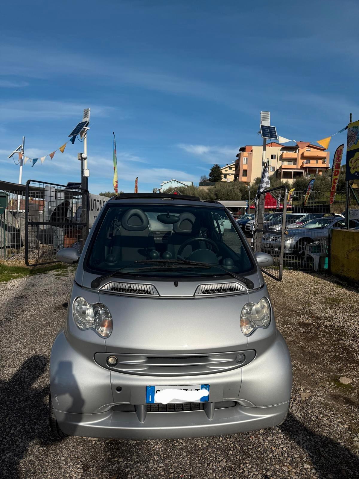 Smart ForTwo 700 cabrio Brabus (55 kW)