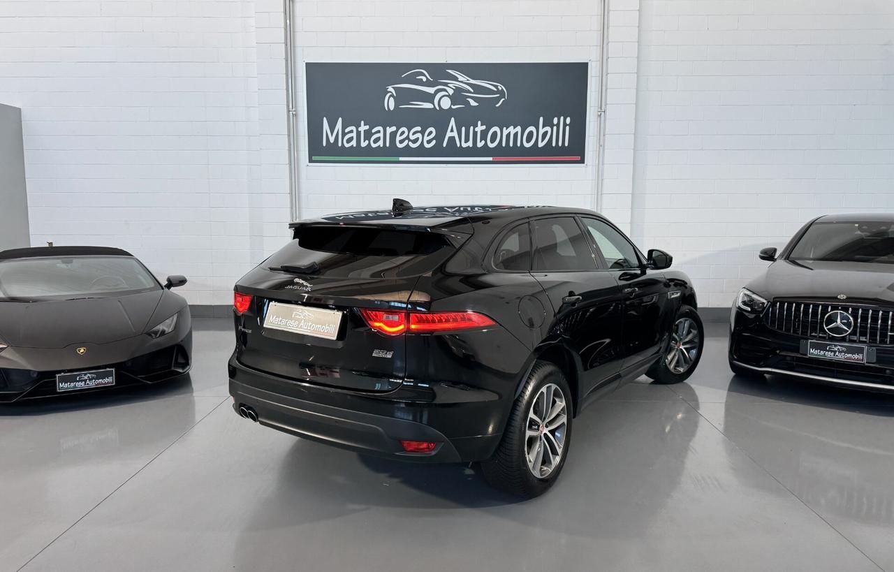 Jaguar F-Pace R-Sport 2.0cc 180cv AWD CarPlay Finanziabile