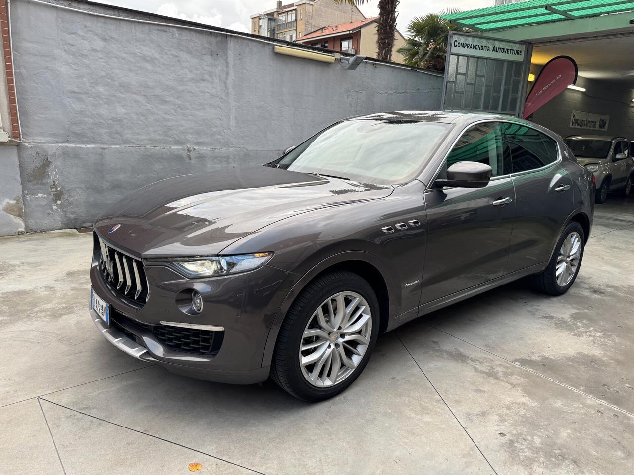 Maserati Levante V6 Diesel AWD Granlusso 250CV NO SUPERBOLLO