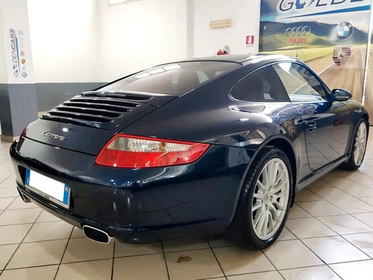 Porsche 911 Carrera Coupé