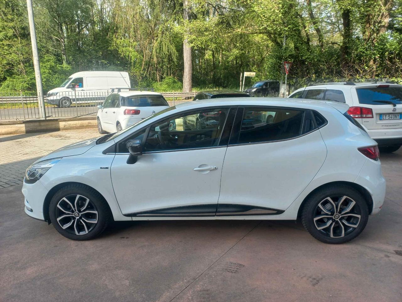 Renault Clio TCe 12V 90 CV Start&Stop 5 porte Energy Duel