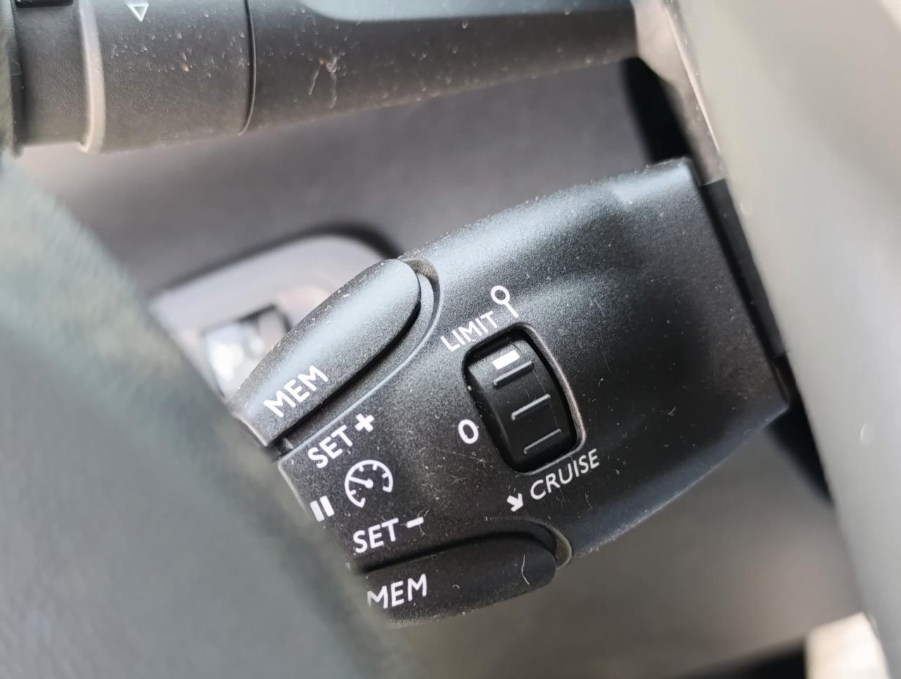 Peugeot Rifter Standard Rifter 1.5 bluehdi Active s&s 100cv