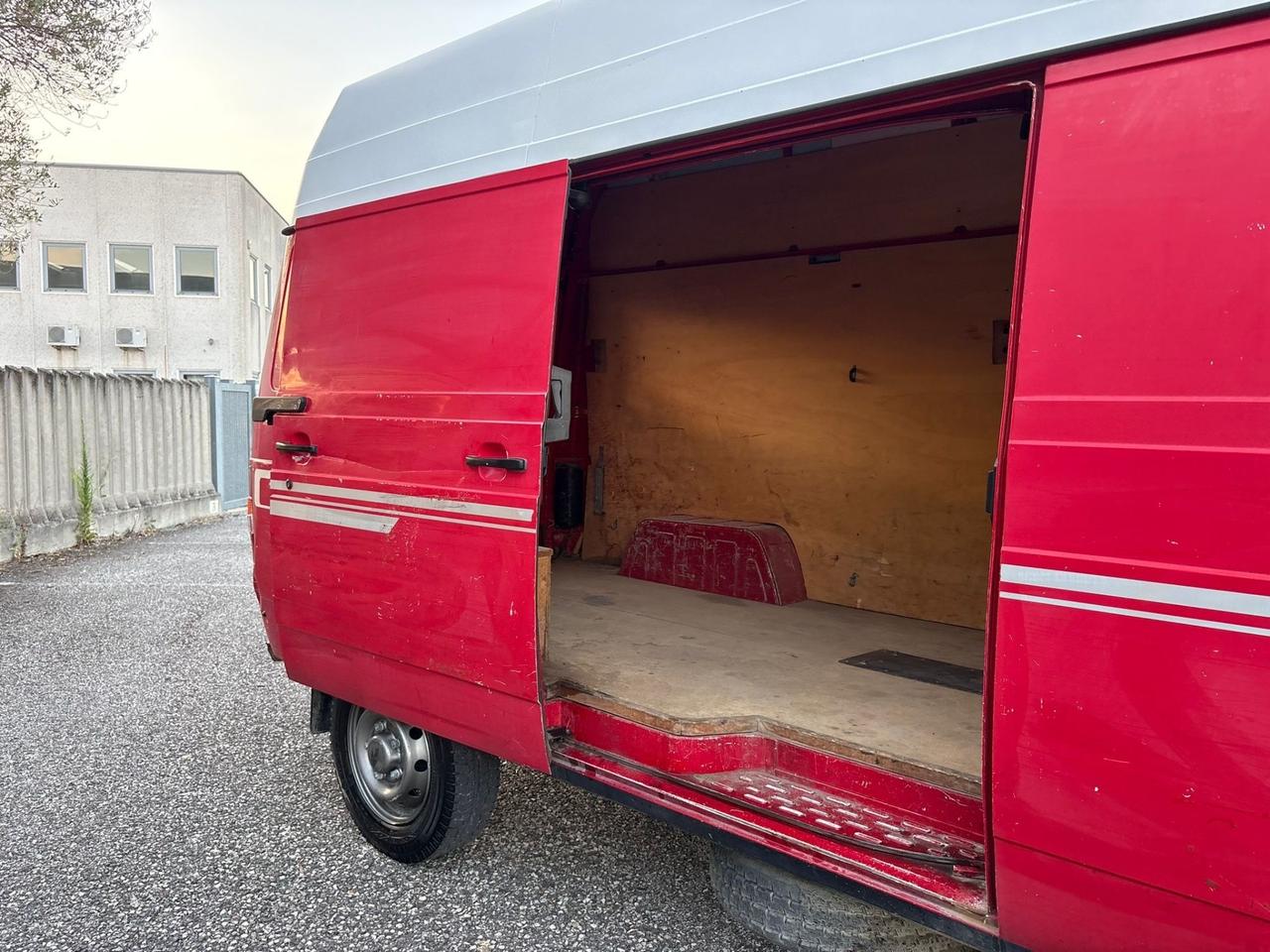 Nissan Trade 3.0 TD 85cv Tetto Alto Passo lungo