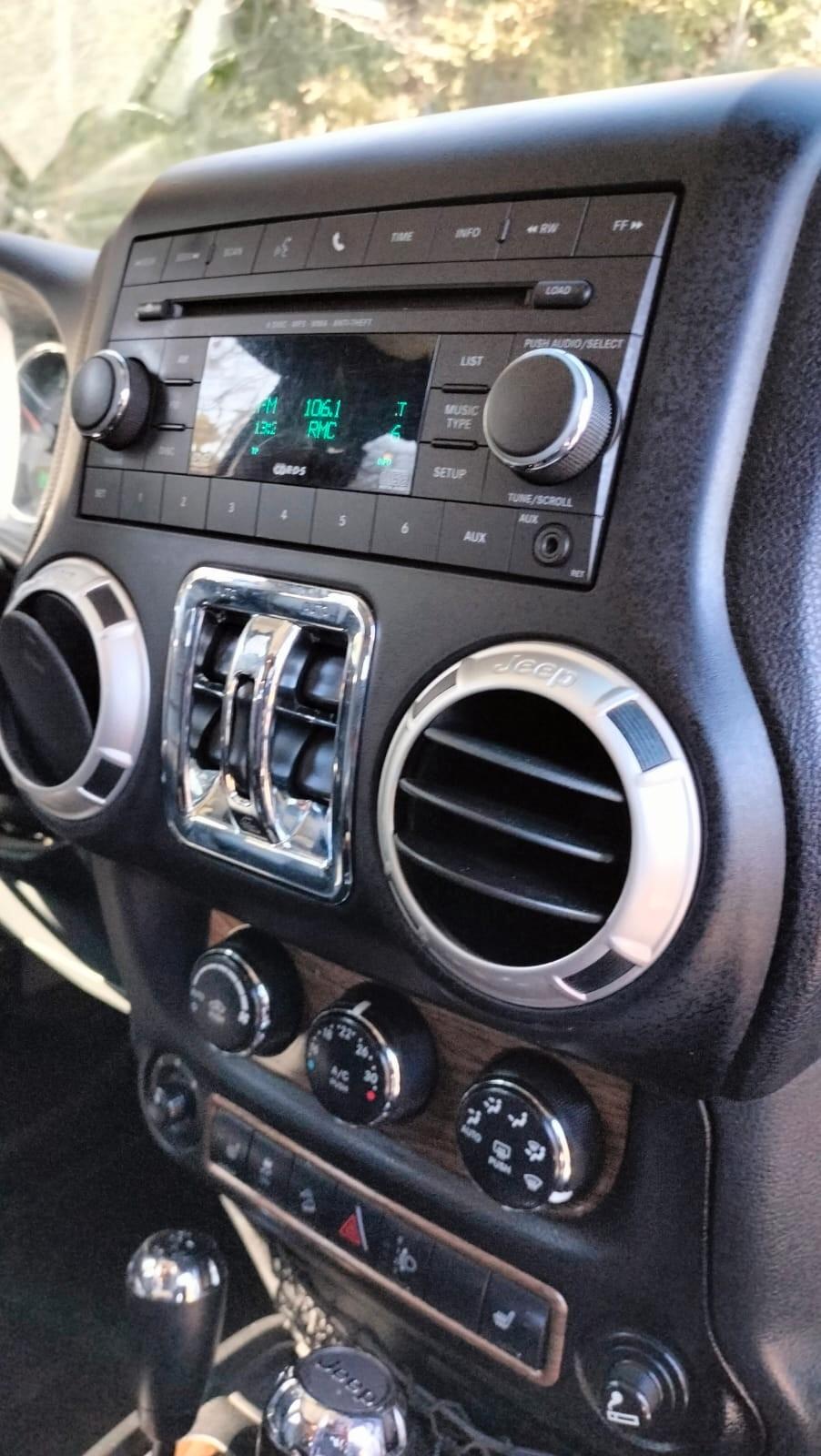 Jeep Wrangler Unlimited 2.8 CRD DPF Sahara