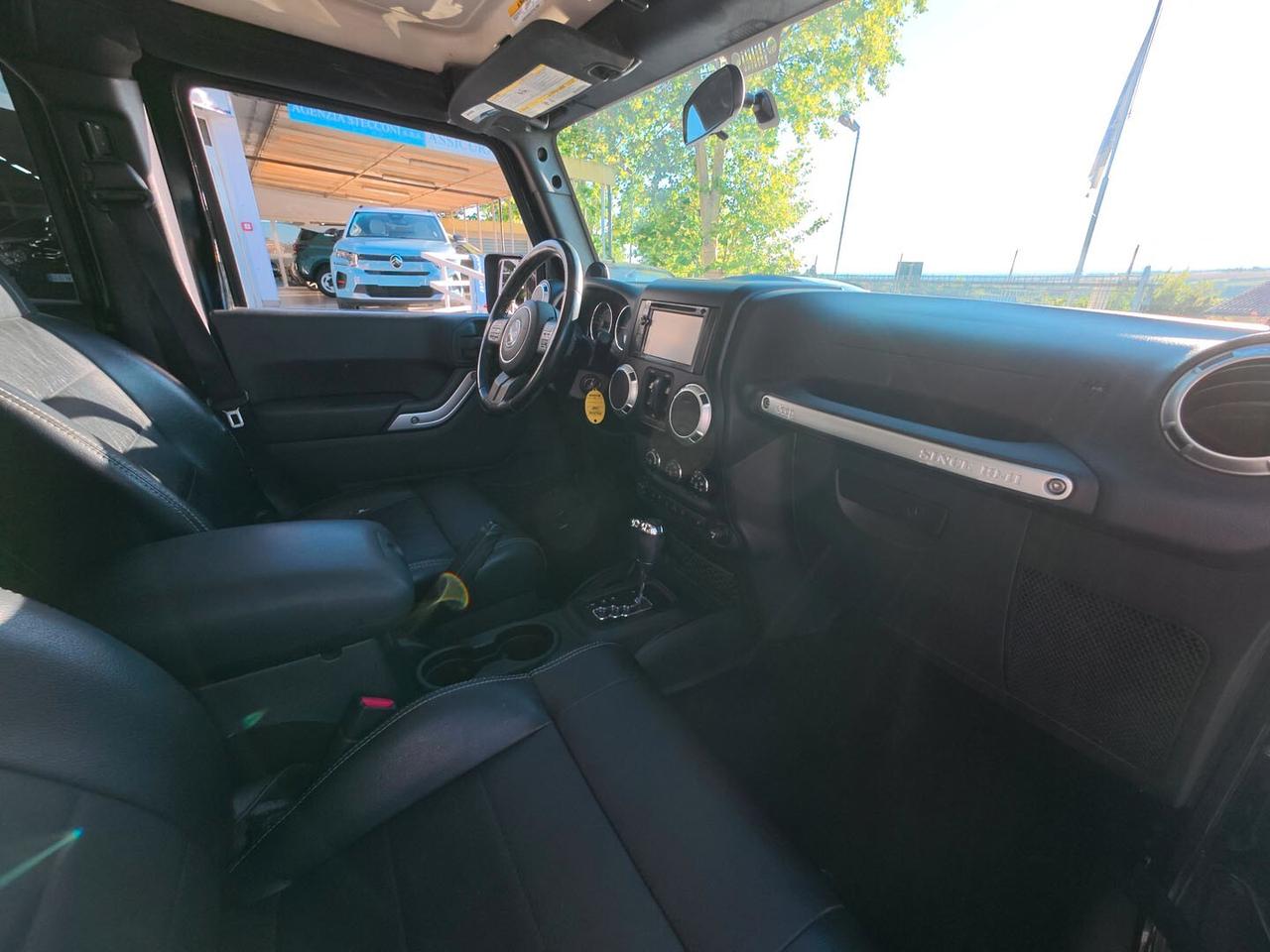 Jeep Wrangler 2.8 CRD DPF Sahara Auto