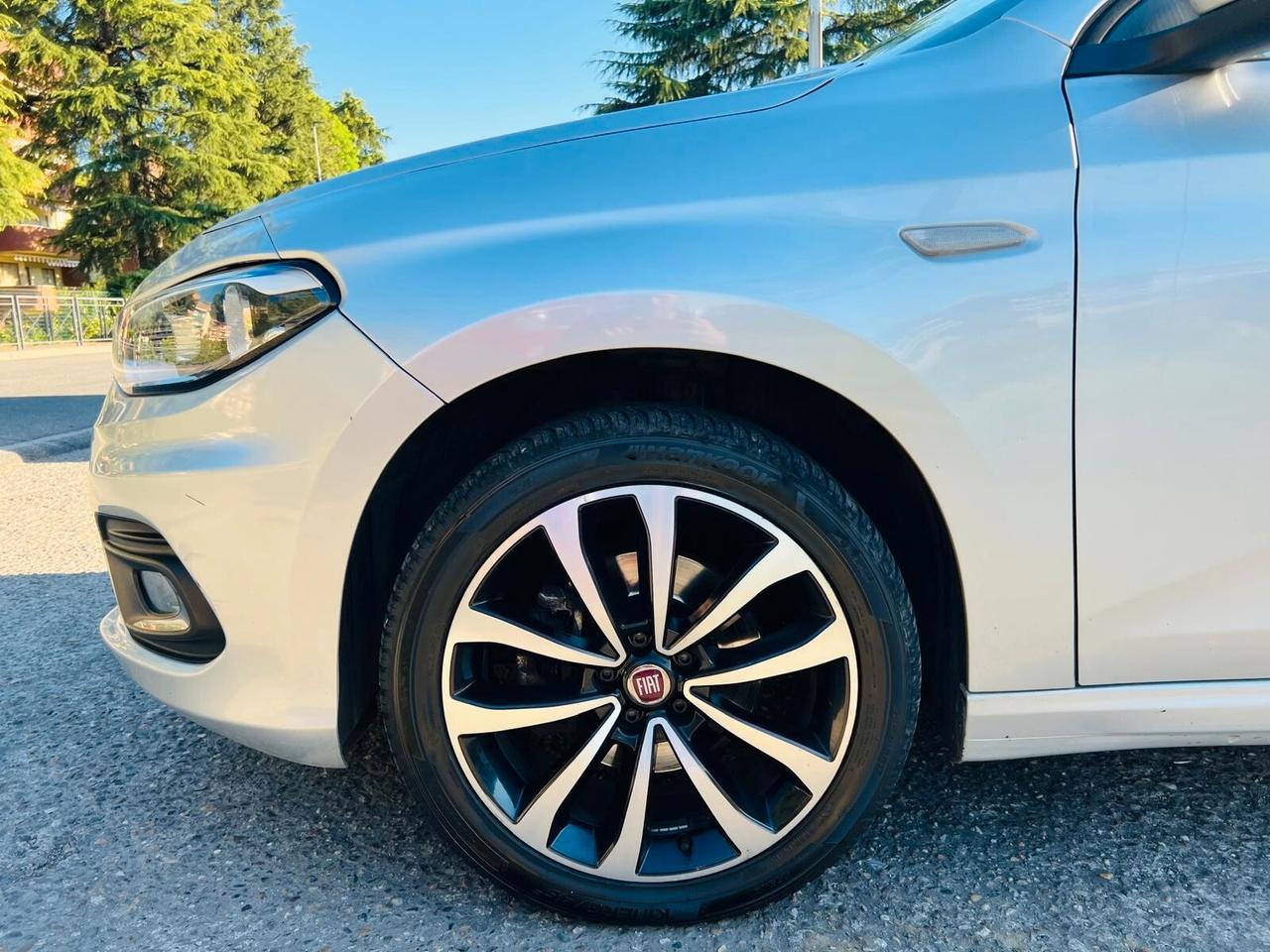 Fiat Tipo 1.6 Mjt S&S 5 porte Lounge