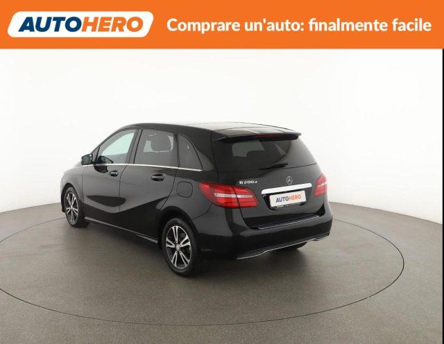 MERCEDES-BENZ B 200 d Automatic Executive