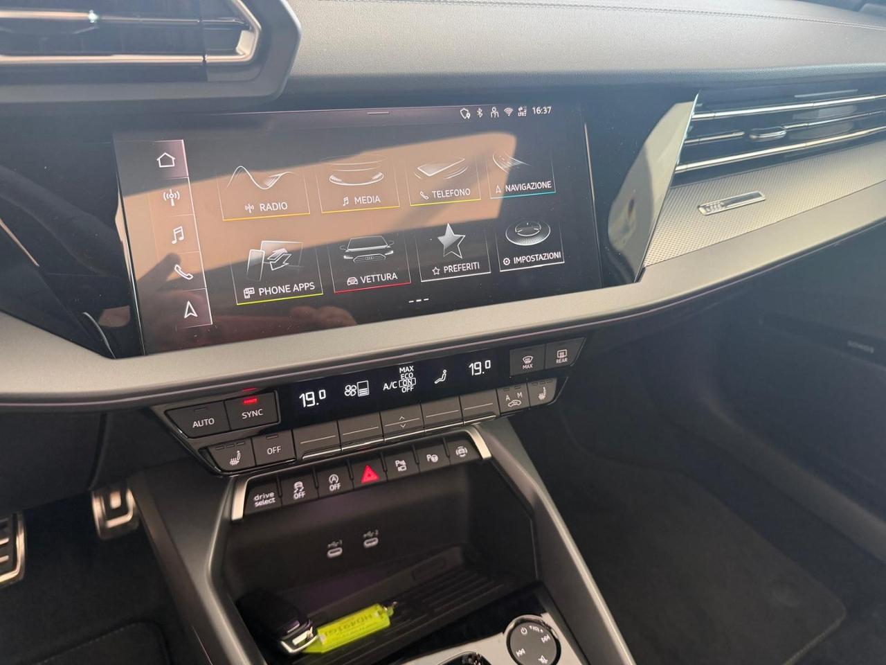 AUDI A3 SPB 35 TFSI S tronic S line edition