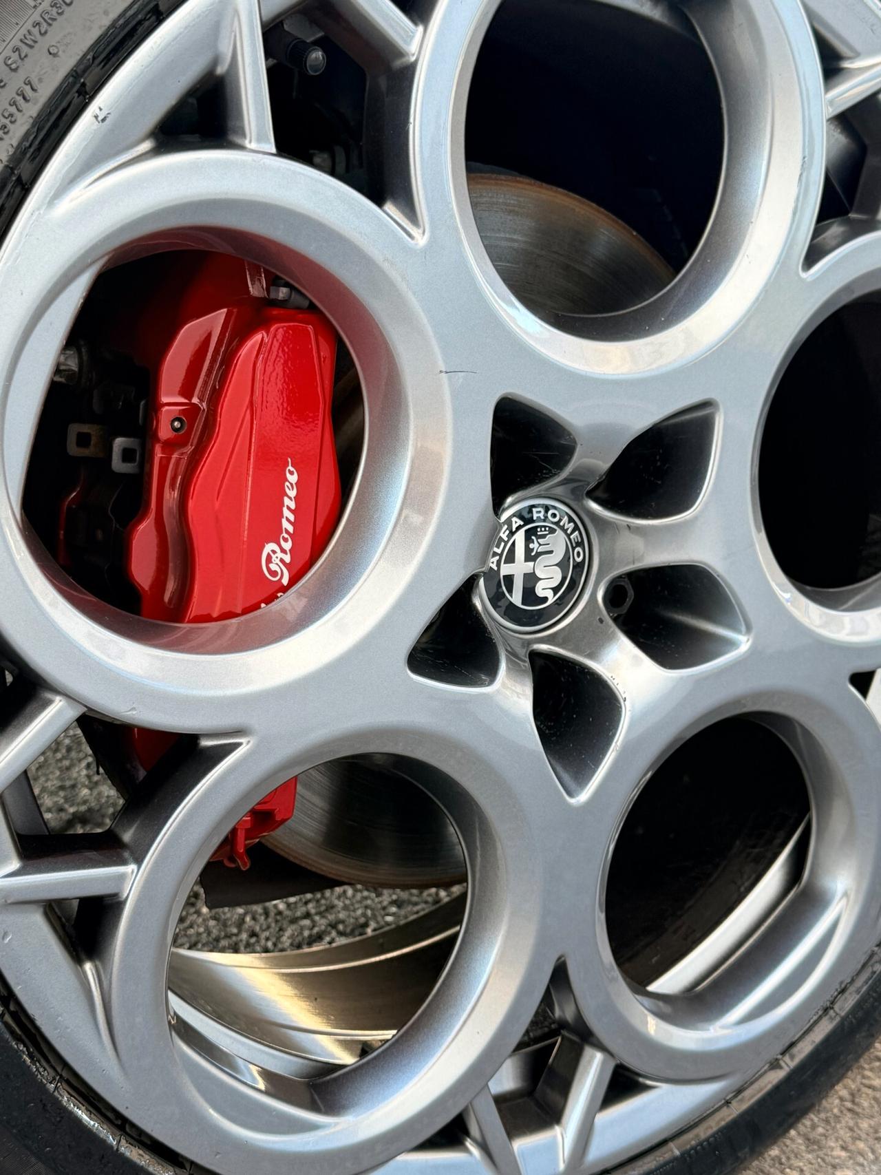 Alfa Romeo Tonale 1.5 hybrid Speciale 130cv TELECAMERA,APPLE CARPLAY,ANDROID AUTO,NAVI,FULL LED,ALCANTARA/PELLE,CERCHI