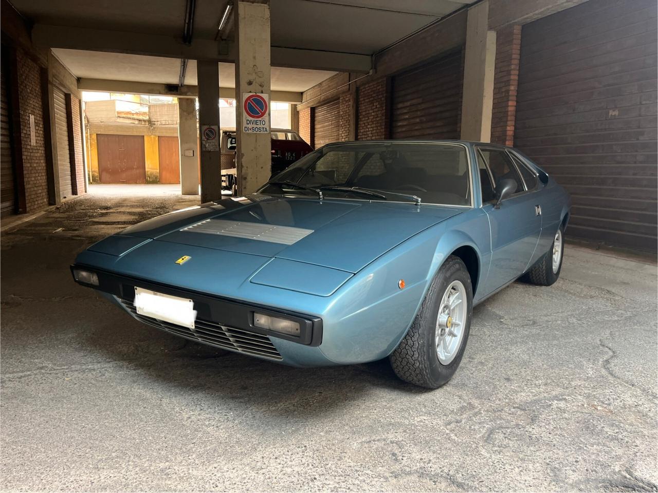 Ferrari Dino 208 GT/4