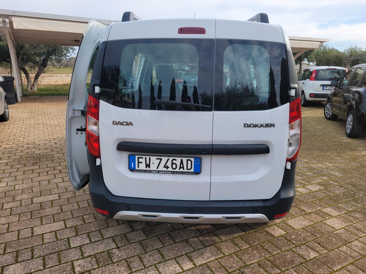 Dacia Dokker Stepway 1.6 8V 110CV GPL