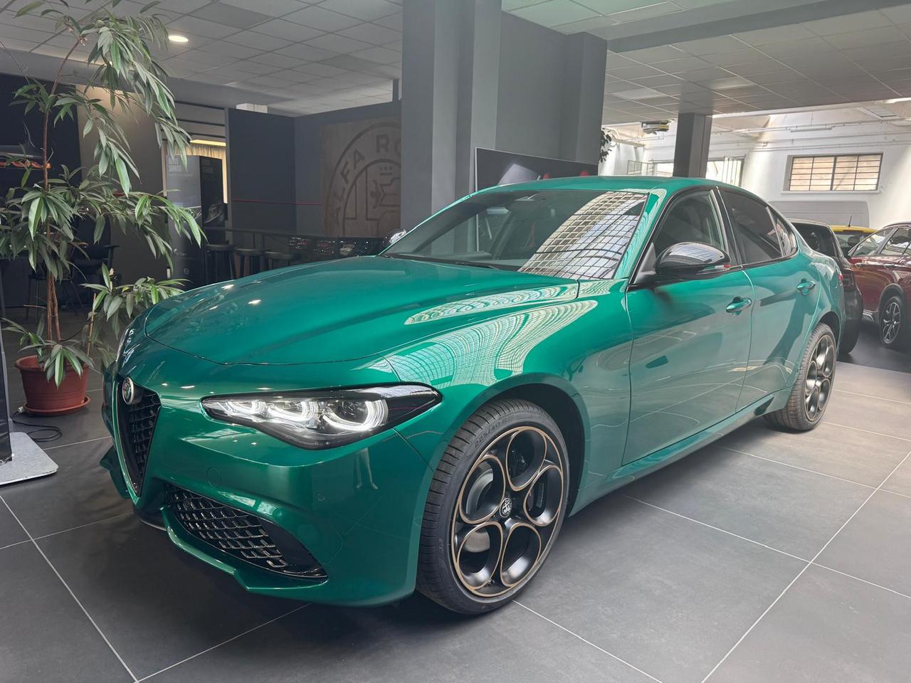 ALFA ROMEO Giulia 2.0 t Intensa Q4 280cv auto