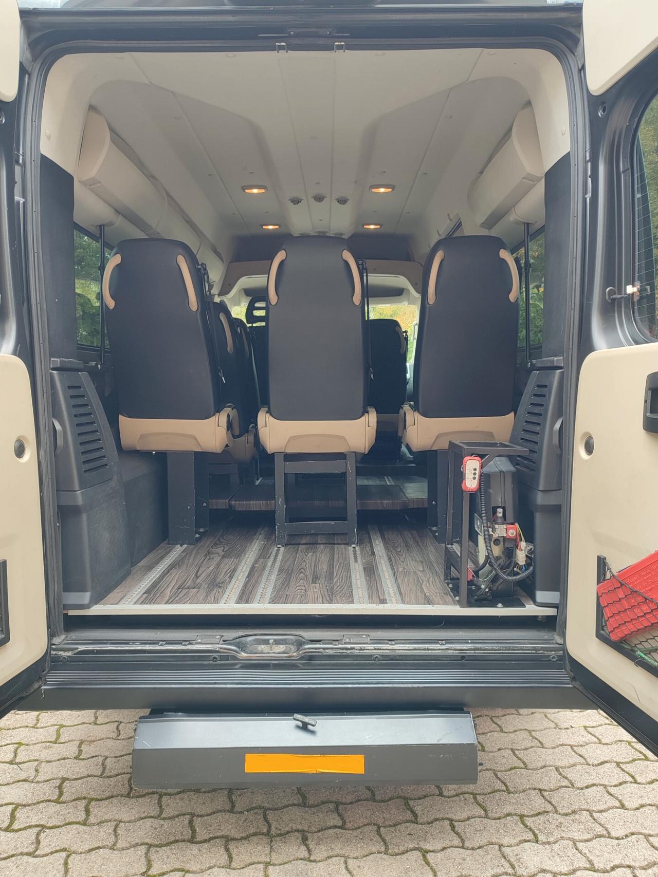 FIAT DUCATO 2018 A METANO 9POSTI PEDANA DISABILI EURO6D