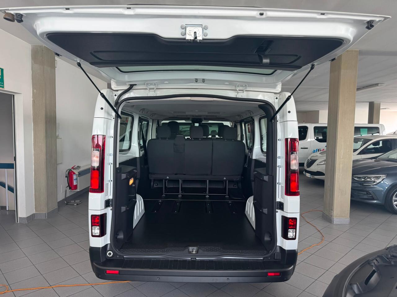 Renault Trafic 2.0 dCi 150CV PL-TN- Autom. 6 posti N1