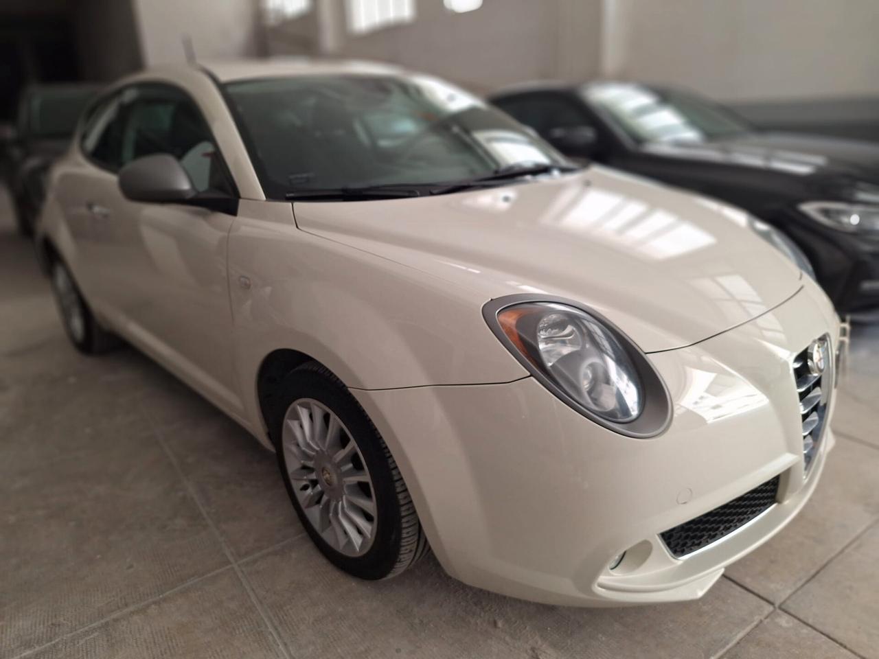 Alfa Romeo MiTo 1.3 JTDm 85 CV S&S Distinctive
