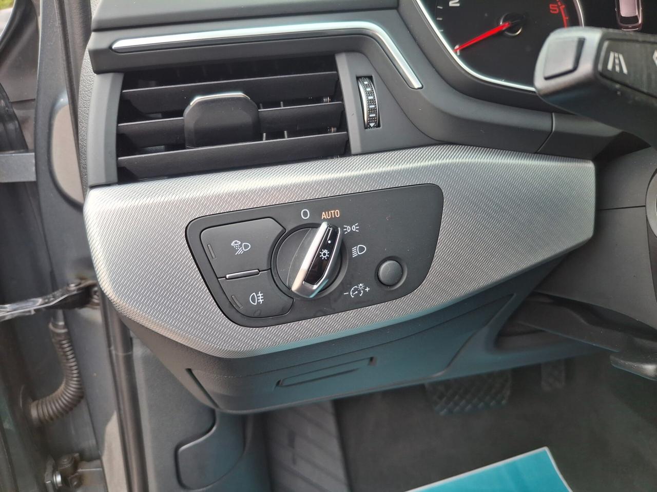 Audi A4 Avant 2.0 TDI 150cv S tronic S-Line - 2017