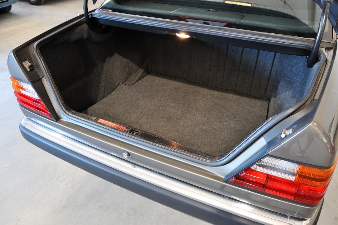 Mercedes-benz 200 E ASI + CRS clima funzionante