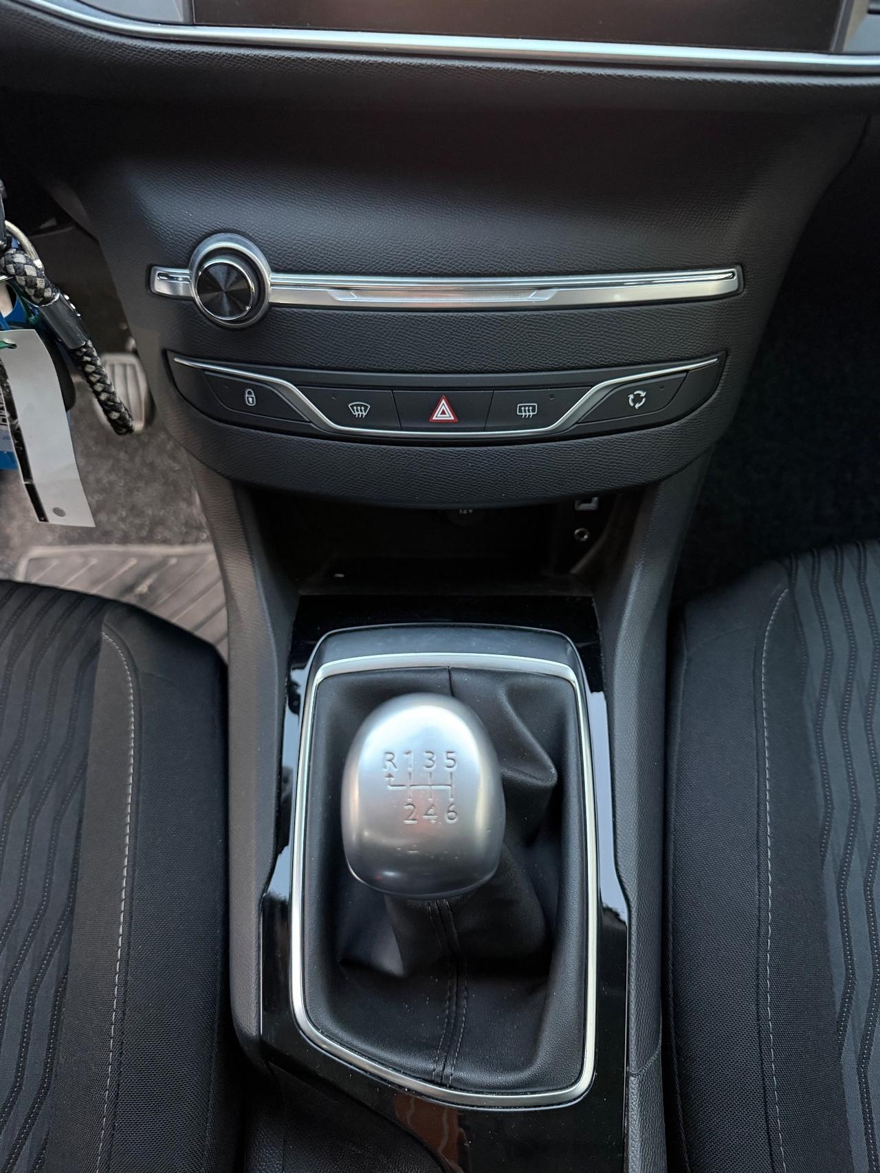 Peugeot 308 BlueHDi 120 CV / EURO 6