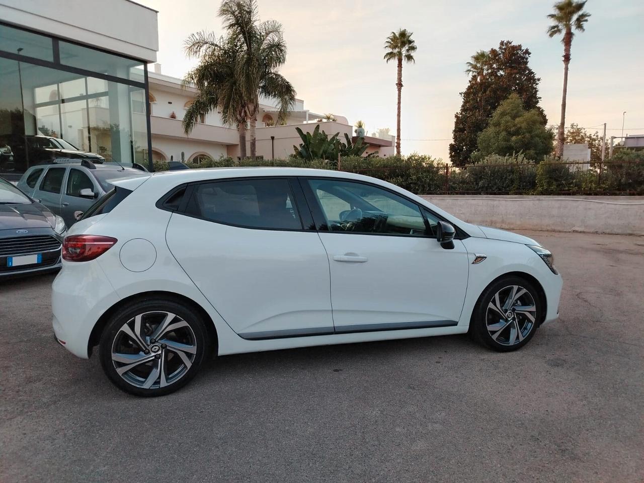 Renault Clio 1.6 E-Tech hybrid R.S. Line 145cv auto