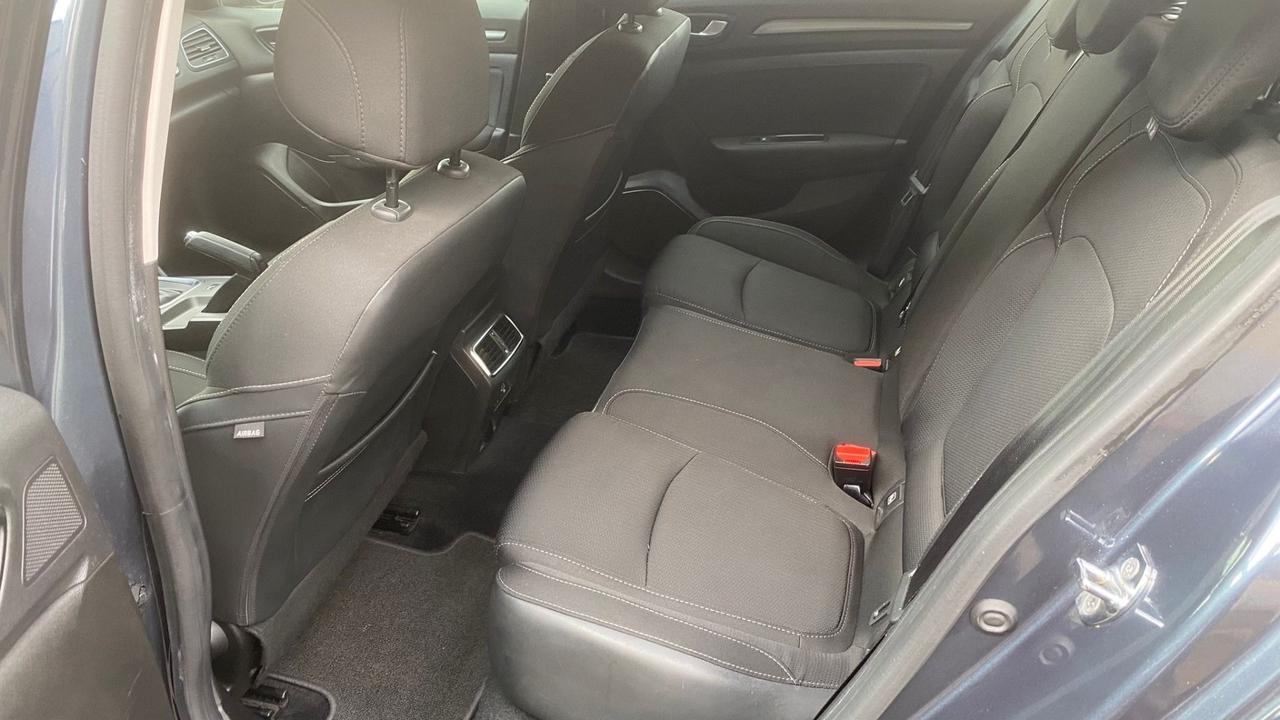 Renault Megane Mégane Blue dCi 115 CV EDC Business