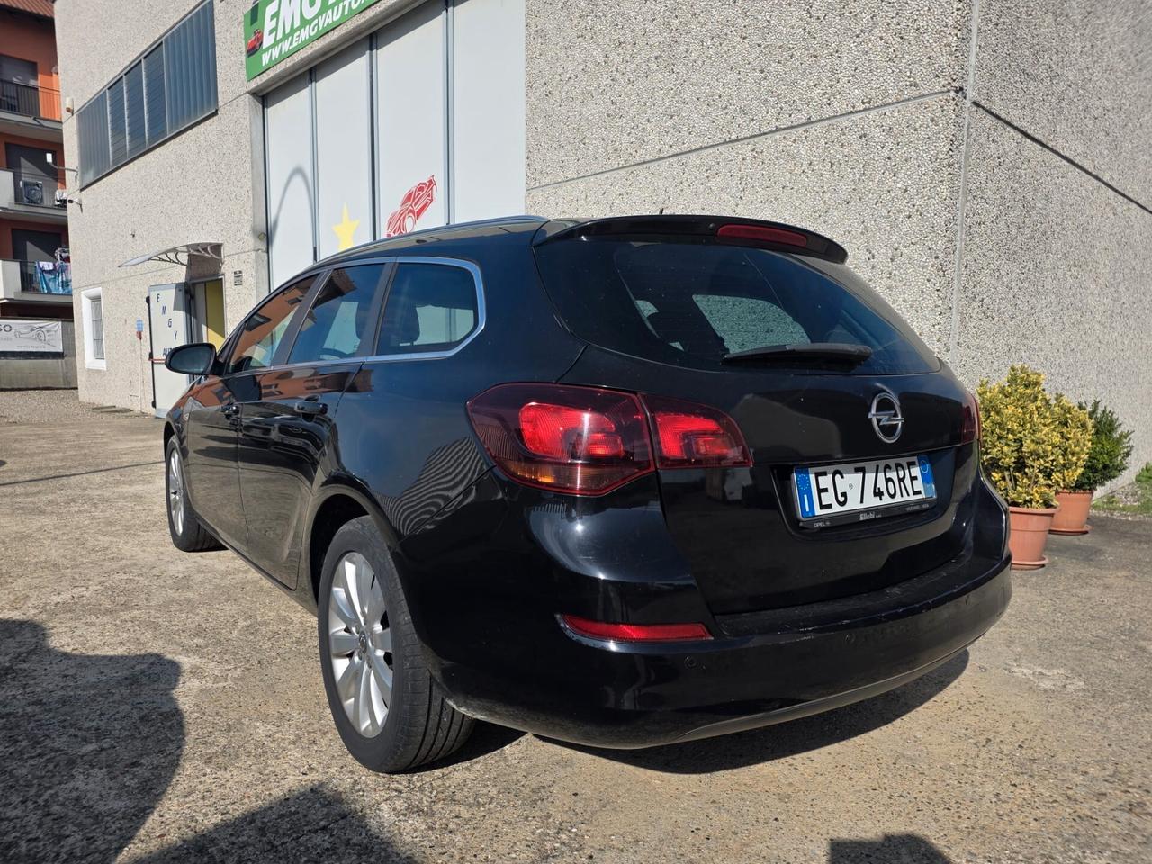 Opel Astra 1.7 CDTI 110CV Sports Tourer Cosmo