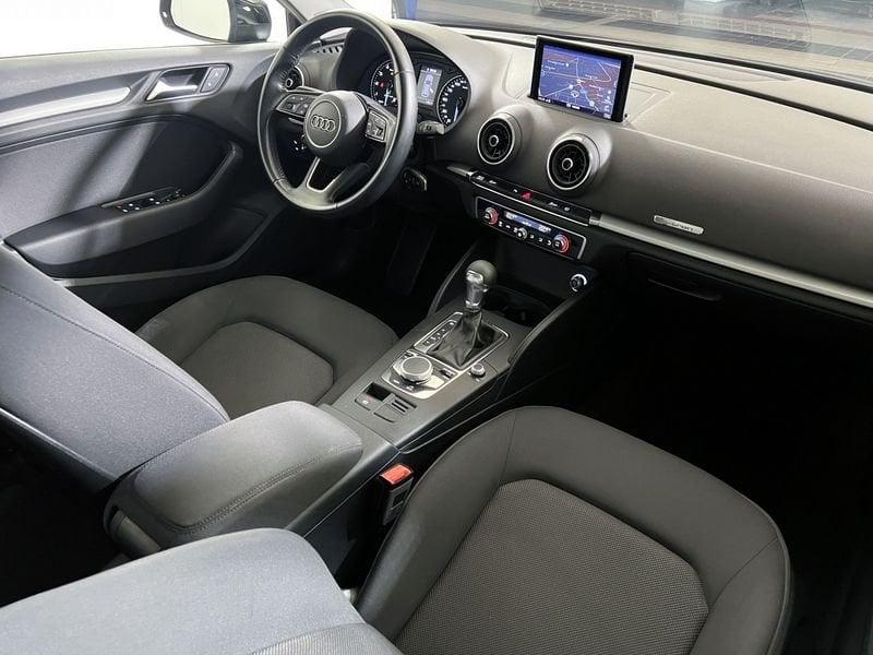 Audi A3 A3 Sportback 30 1.5 g-tron Business (Pack S-line ext.) 131cv s-tronic