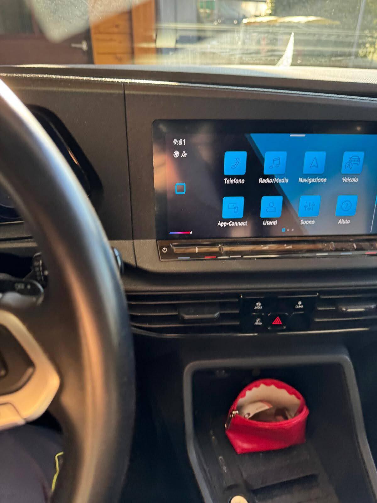 Volkswagen Caddy 2.0 TDI 122 CV DSG 33.000 KM. !!