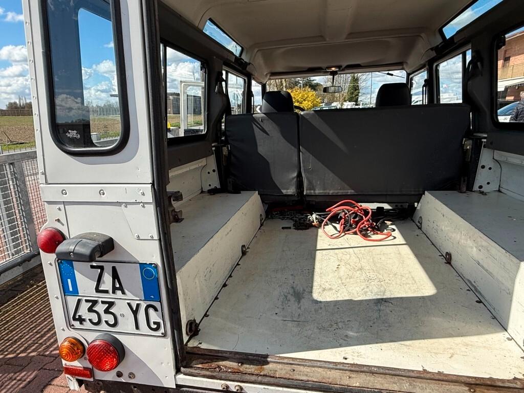 Land Rover Defender 110 2.5 Td5 cat Station Wagon SE