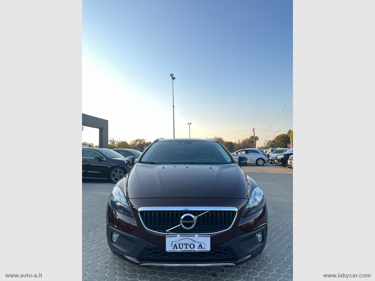VOLVO V40 D2 Geartronic CROSS COUTRY