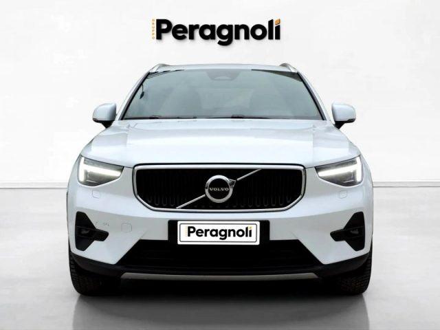 VOLVO XC40 B3 CORE AUTOMATICA AZIENDALE