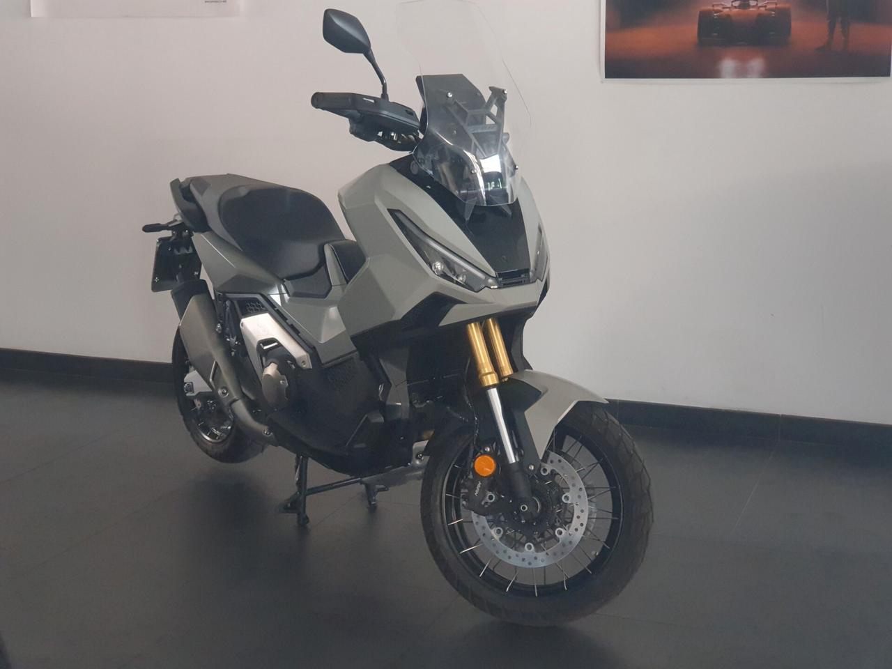 Honda X-ADV 750 Full optional