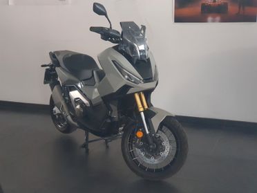 Honda X-ADV 750 Full optional