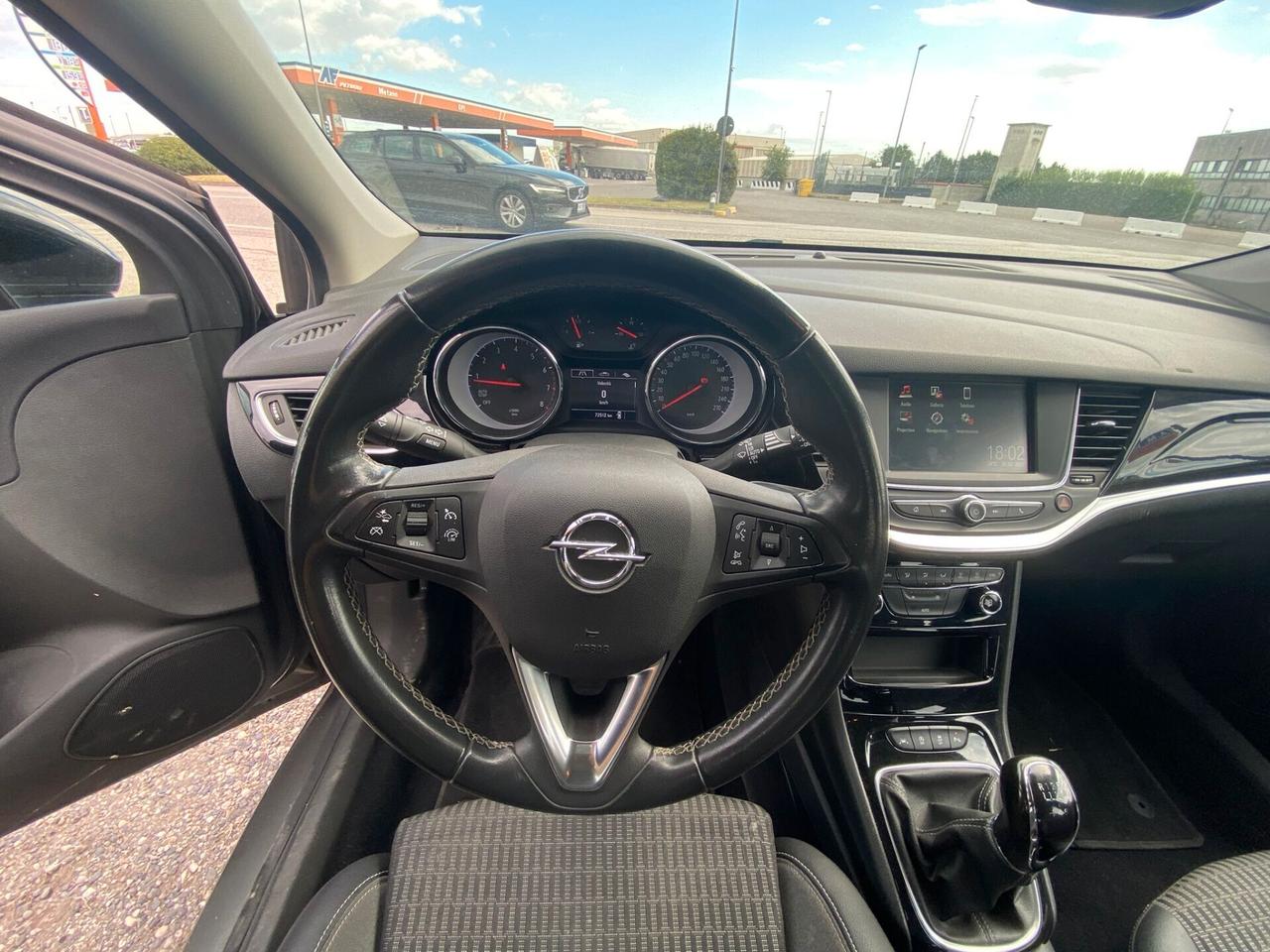 Opel Astra 1.2 Turbo 130 CV S&S 5 porte Business Elegance