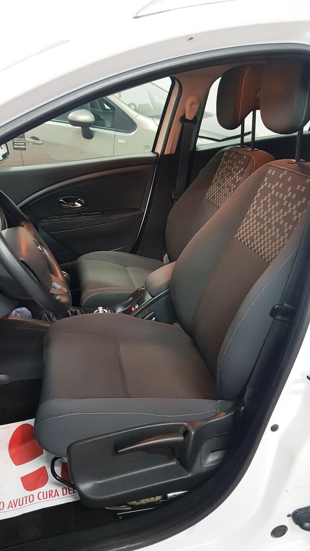 RENAULT MEGANE 1.6 GPL SW 110 CV 08/2013