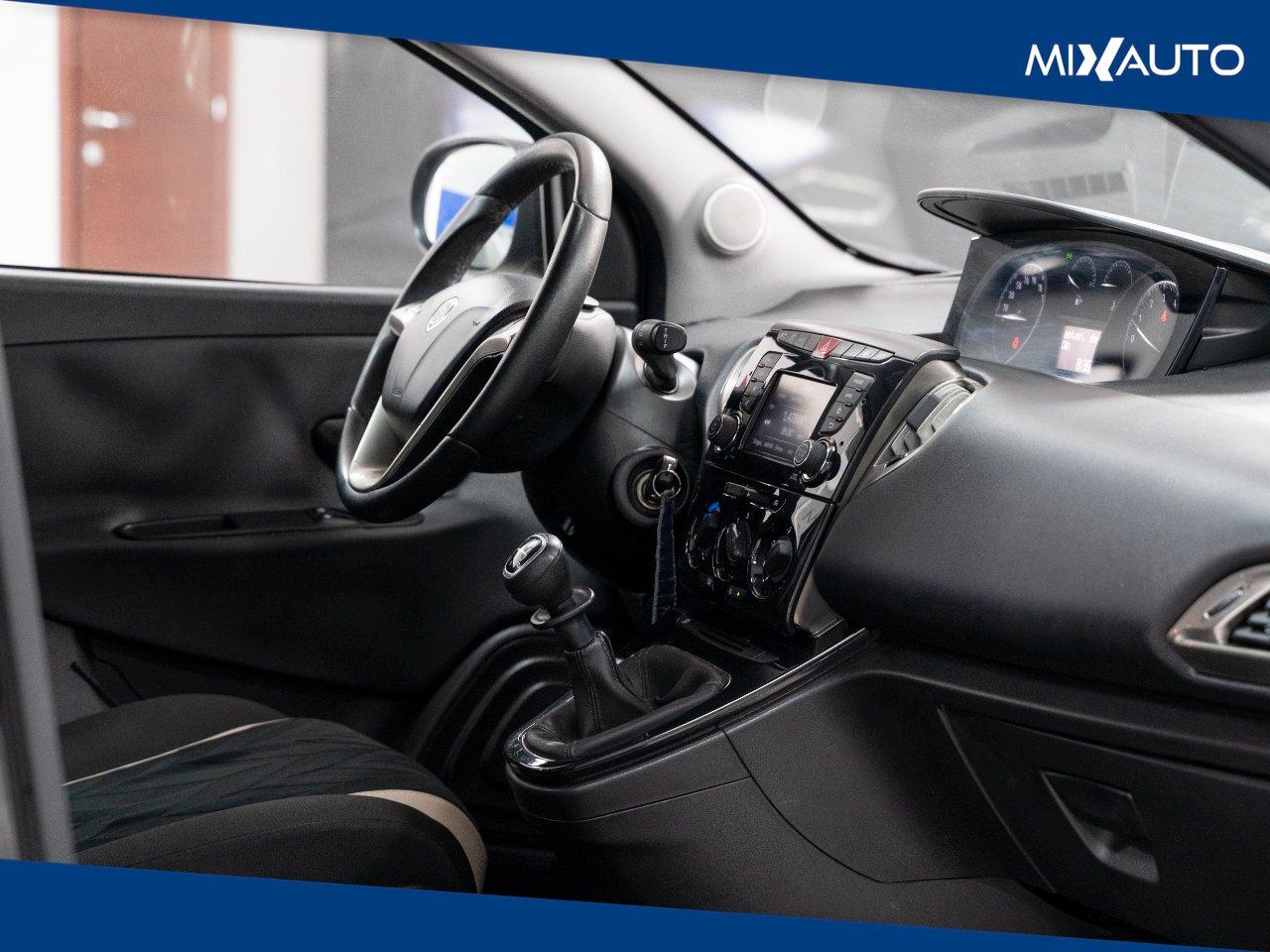 Lancia Ypsilon 1.2 Gold 5 Porte 69CV