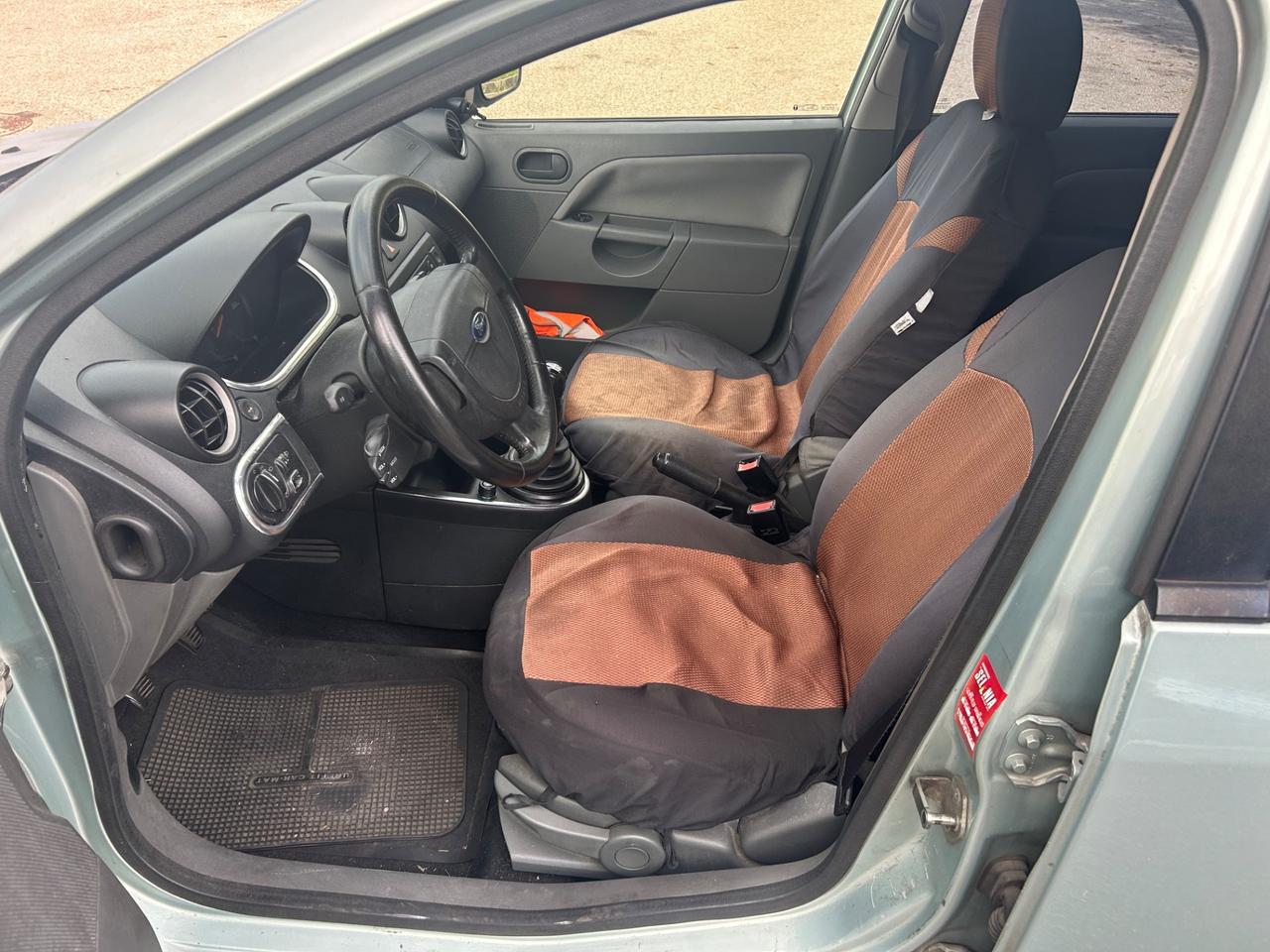 Ford Fiesta 1.2 16V 5p. Ghia*Neo patentati *