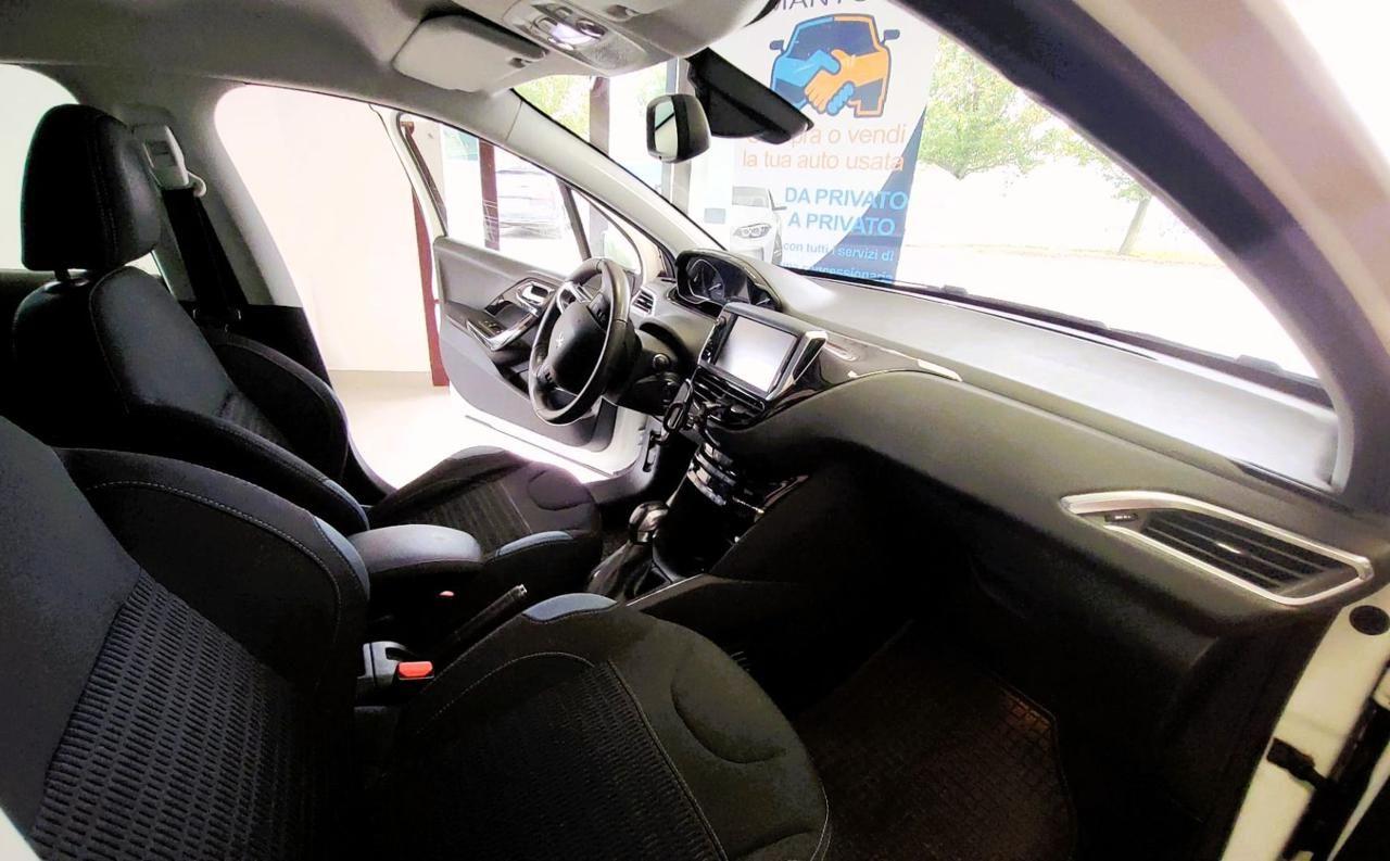 PEUGEOT 208 1° serie PureTech 82 5 porte Allure