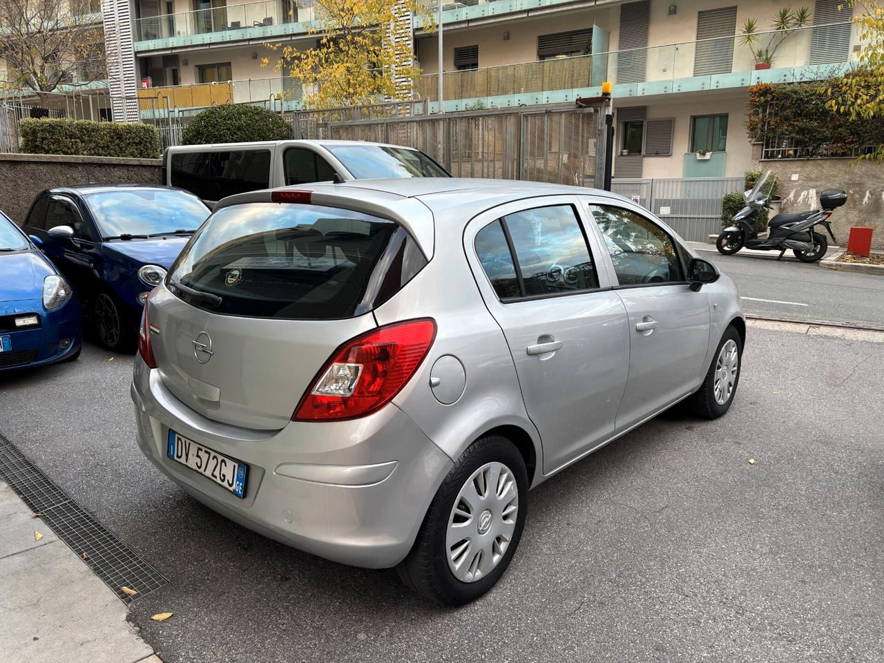 Opel Corsa 1.0 12V 5 porte Enjoy FRIZIONE E DISTRIBUZIONE NUOVE