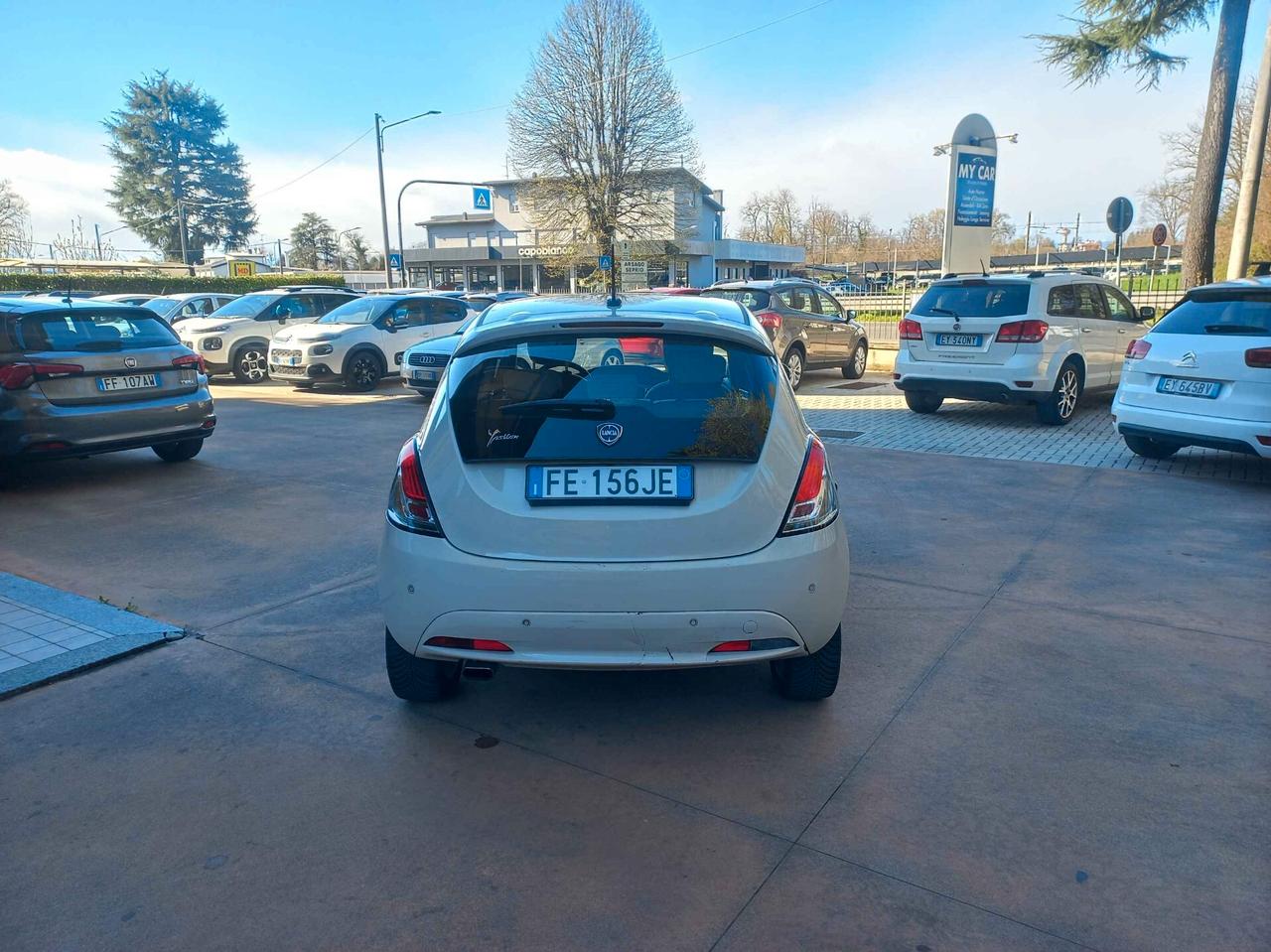 Lancia Ypsilon 1.2 69 CV 5 porte Opening Edition