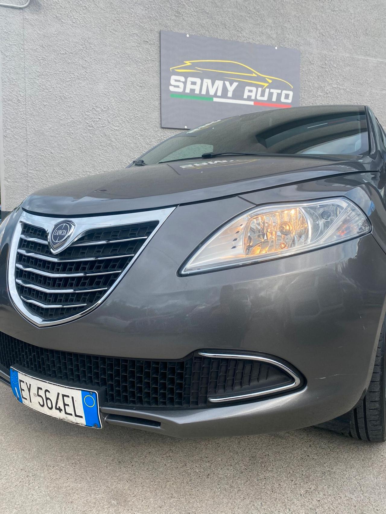 Lancia Ypsilon 1.2 69 CV 5 porte GPL Ecochic Platinum