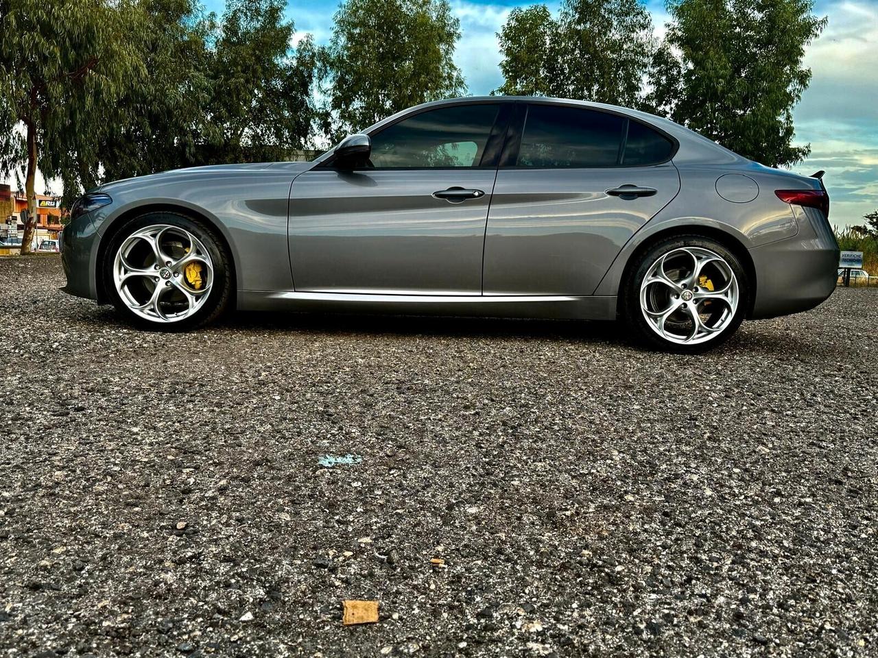 ALFA ROMEO GIULIA 2.2 160 CV AT8 SUPER UNI PROPRIETARIO