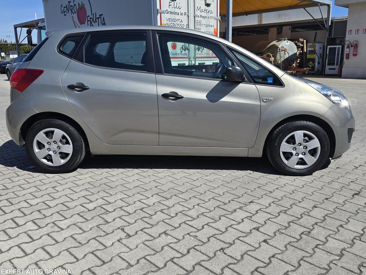 KIA VENGA 1.4 DIESEL OK NEO PATENTATI PARI AL NUOV