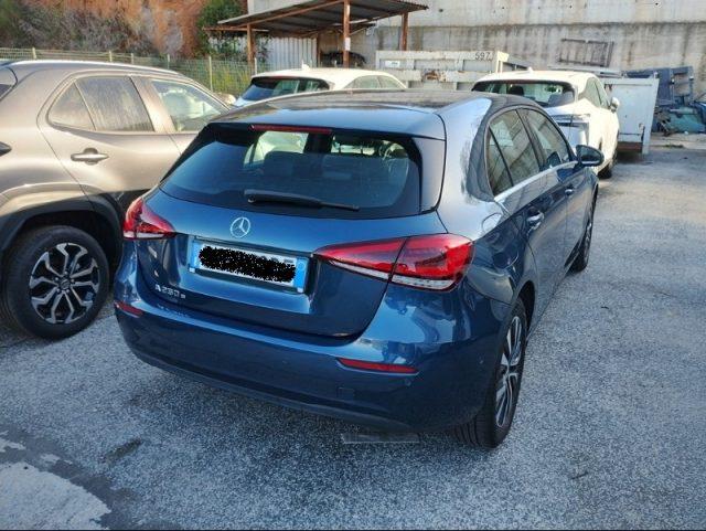 MERCEDES-BENZ A 250 e Automatic EQ-Power Business IVA ESPOSTA
