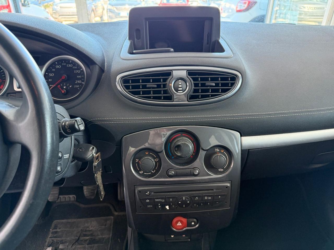 Renault Clio 1.2 GPL X NEOPATENTATI 2011