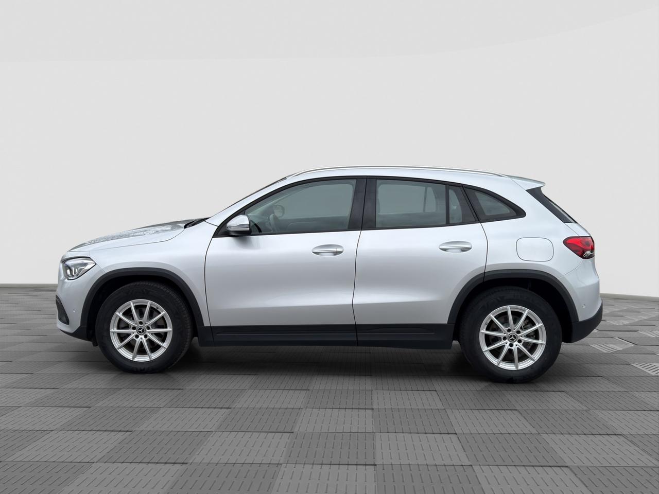 MERCEDES Classe GLA (H247) GLA 180 d Automatic Business Extra