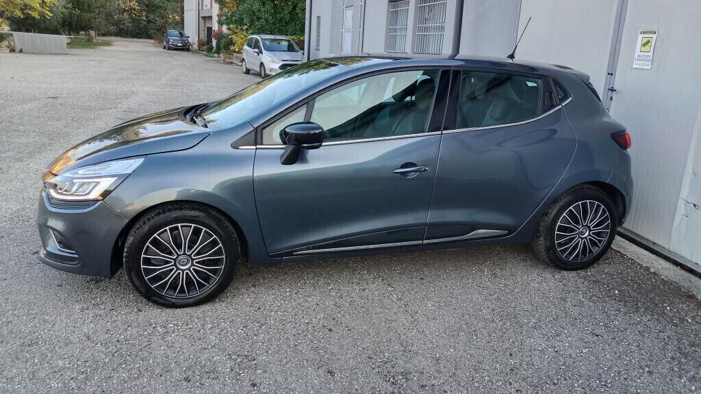 Renault Clio 1.5 dci Moschino Zen - euro 6 -