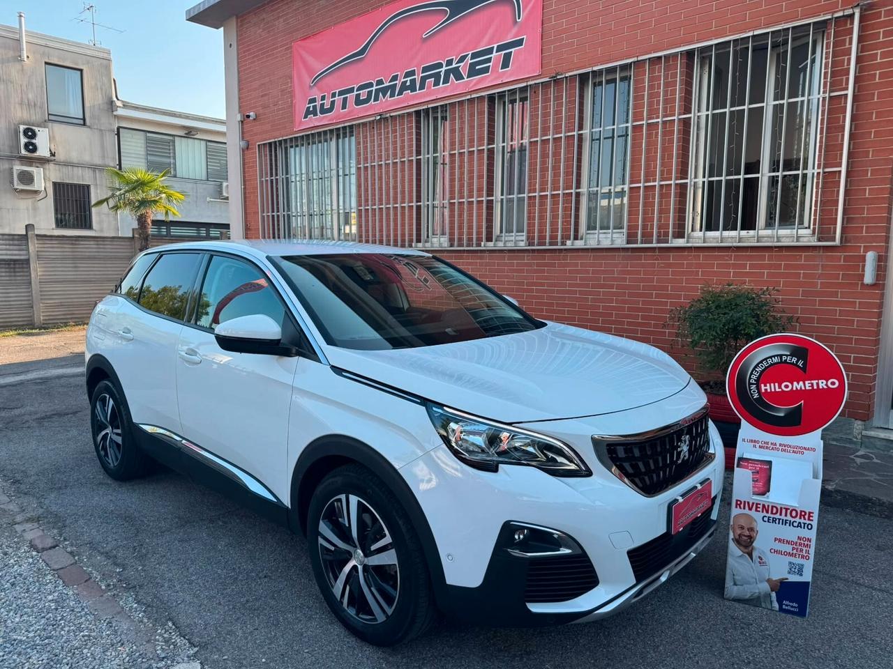 Peugeot 3008 1.5 BlueHDi 130CV EAT8 Allure